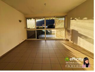  Immeuble à vendre 8 pièces 215 m²