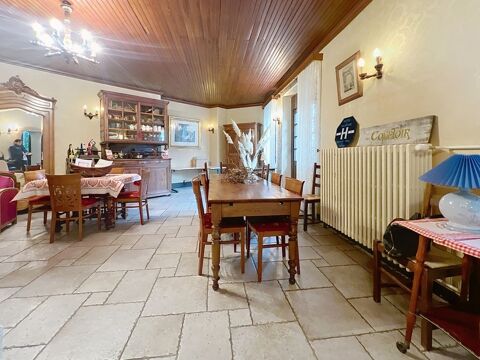 Murs d'h&ocirc;tel restaurant &agrave; vendre VALGELON-LA ROCHETTE (73) - 406 m&sup2; + sous sol, sur parcelle de 1 053m&sup2; 669600 73110 Valgelon la rochette