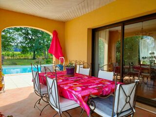  Maison � vendre 8 pi�ces 236 m�