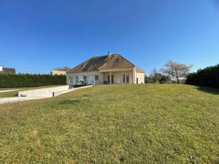  Maison � vendre 9 pi�ces 270 m�