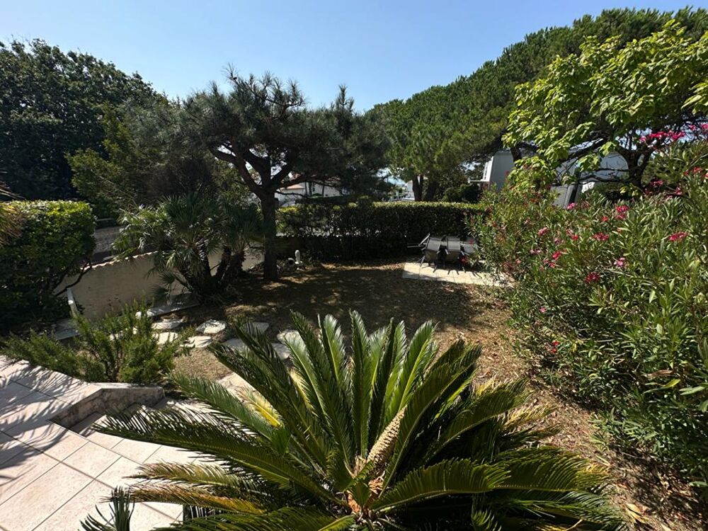 Vente Appartement Appartement  3 pièce(s) 69 m2 petit aperçu mer Royan