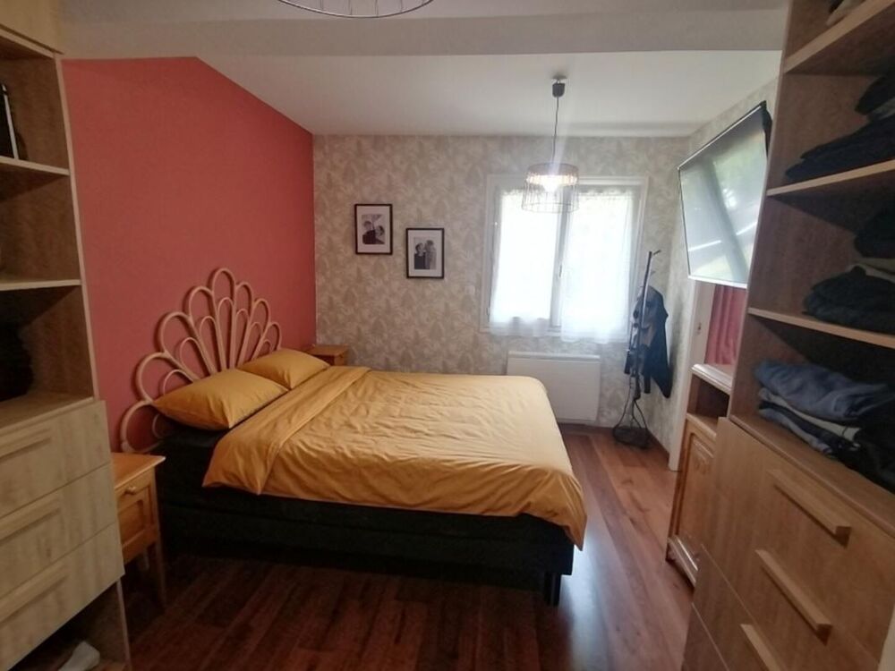 Vente Maison ARGENTAN (61200), Pavillon 6 pièces, 4 chambres dont 1 suite parentale en RDC, 115 m2 environ, PRIX 252 000  honoraires 5% inclu Argentan