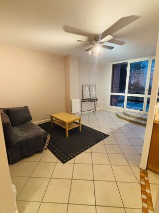  Appartement à louer 3 pièces 70 m²
