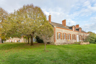  Propriété/château à vendre 9 pièces 250 m²