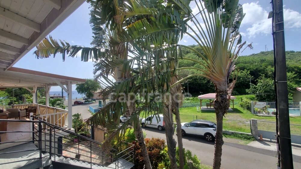 Appartement au 1er étage - 2 pièces avec terrasse et piscine commune