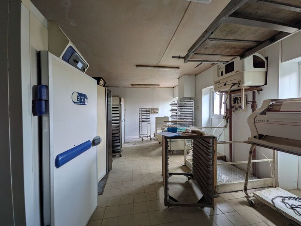 Vente Maison Maison à rénover 170 m² - MORTAGNE SUR SEVRE (85) Mortagne sur sevre