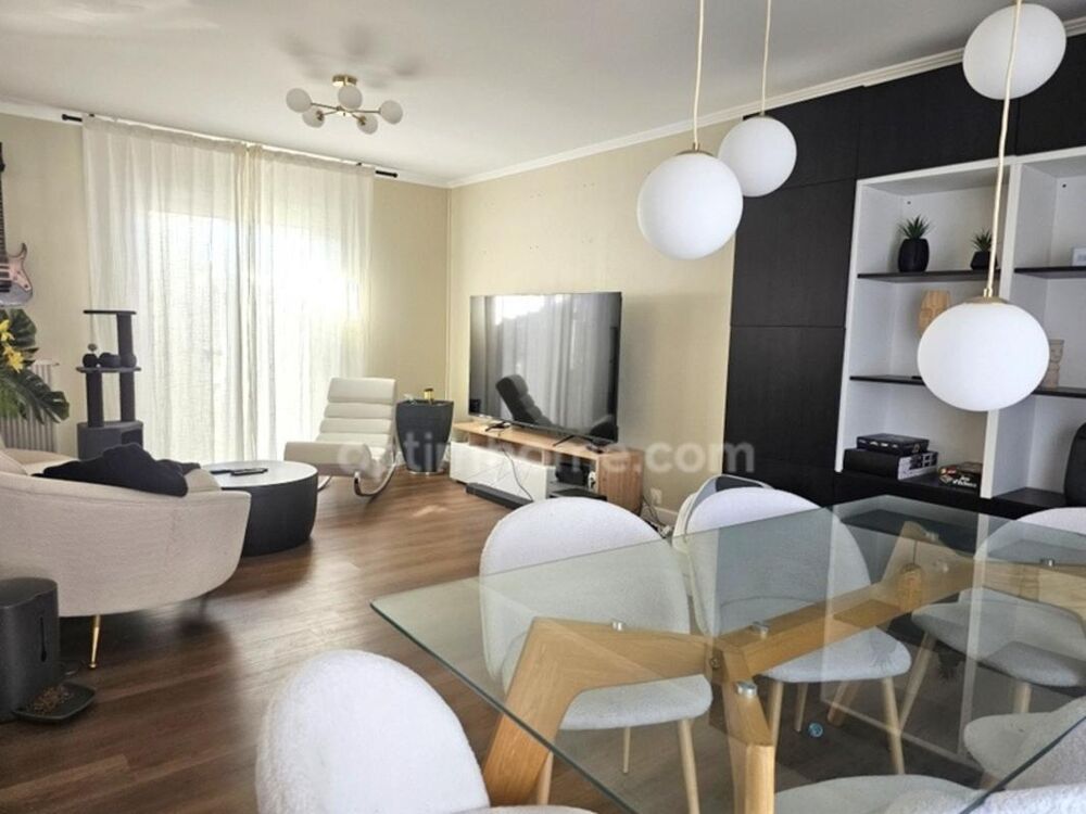 À VENDRE  Belle maison 120 m² 6 pièces, de plain-pied 3 chambres à Angoulême ANGOULEME (16)