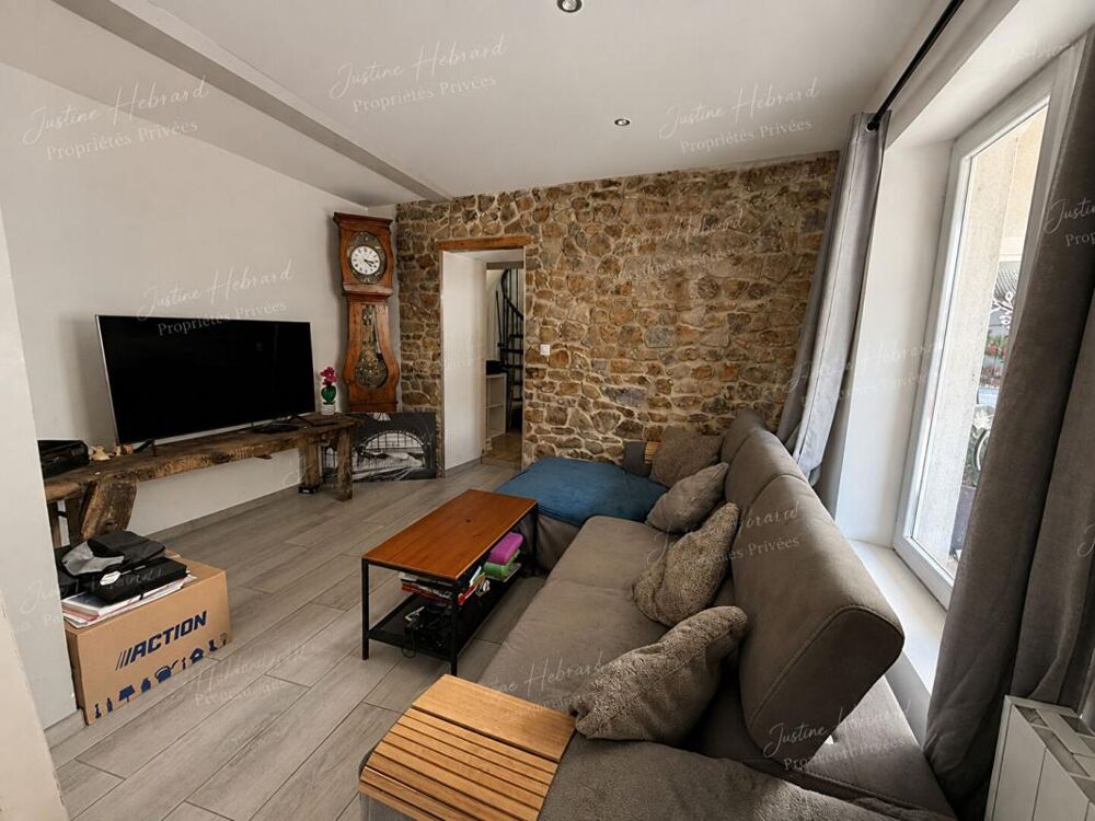 AUBIAT (63260) Maison de caractère rénovée d'environ 170 m² avec 4 chambres, suite parentale et espace professionnel