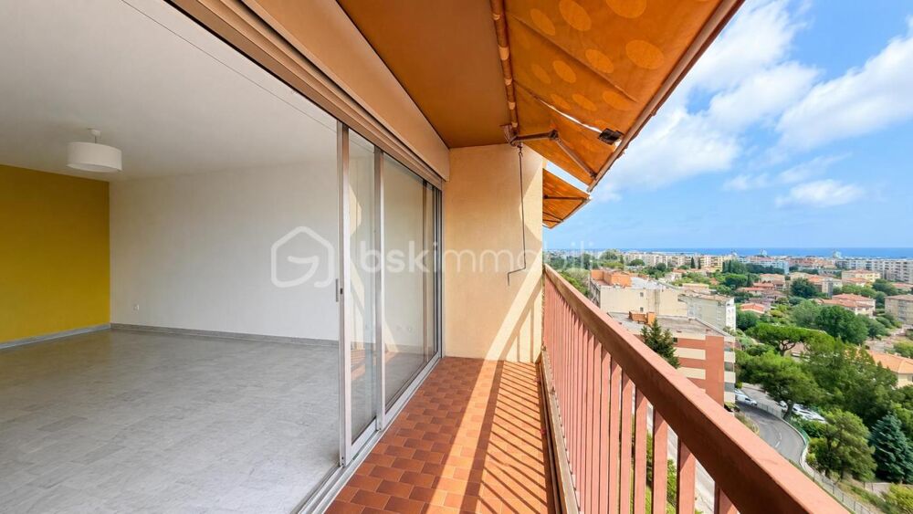 CAGNES-SUR-MER  2 PIÈCES TRAVERSANT AVEC VUE MER PANORAMIQUE, PISCINE, PARKING ET CAVE