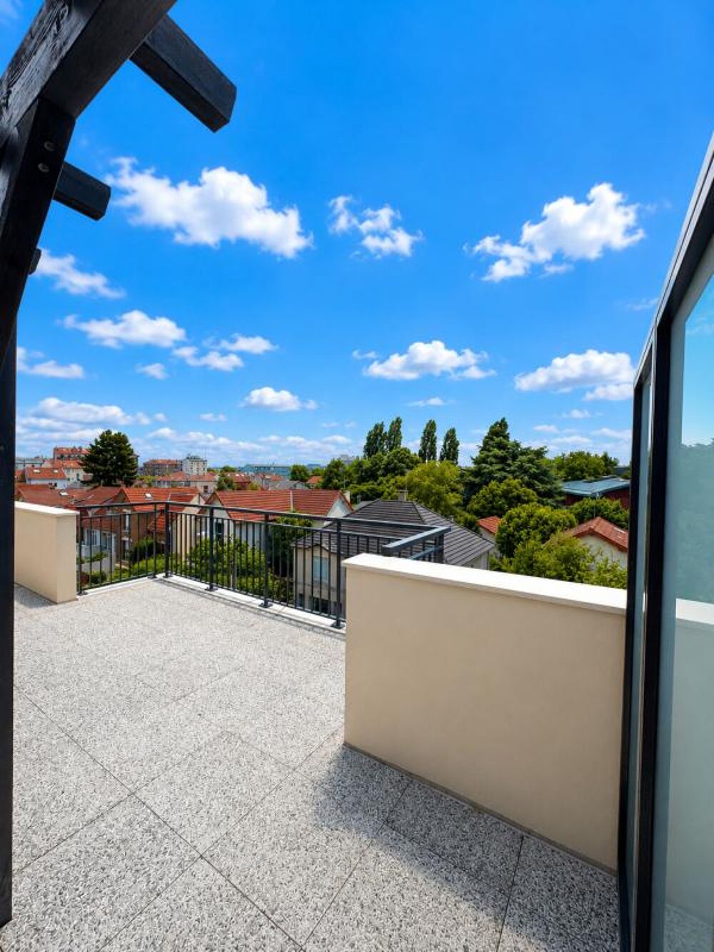 Vente Appartement 4 PIECES EN DERNIER ETAGE AVEC TERRASSE Le perreux sur marne
