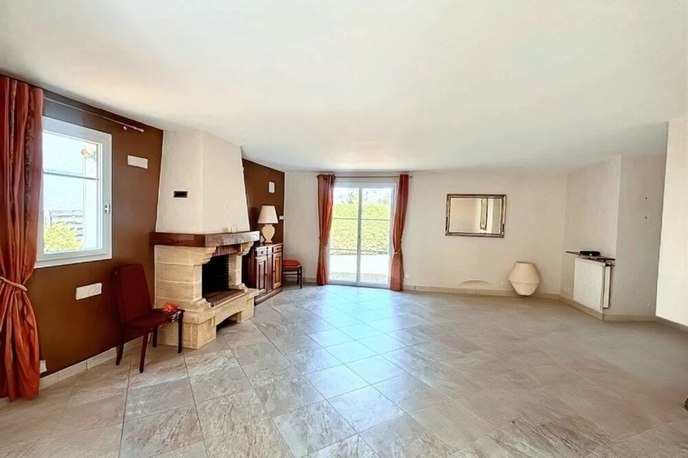 Vente Maison LA BAULE-MAISON 5P DE 114M2-COMMERCES BOURG D'ESCOUBLAC A PIEDS-GARAGE-DANS UNE IMPASSE La baule escoublac