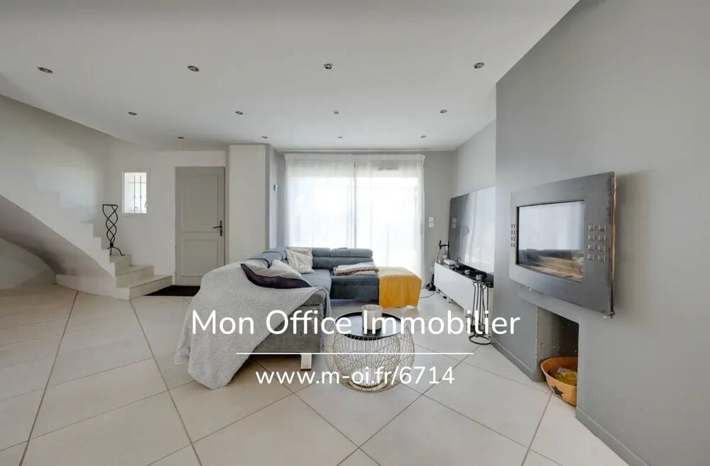 Référence : 6863-DVI. - Maison T5 de 107 m² sur terrain de 527 m², piscine et vue sur la Sainte-Victoire