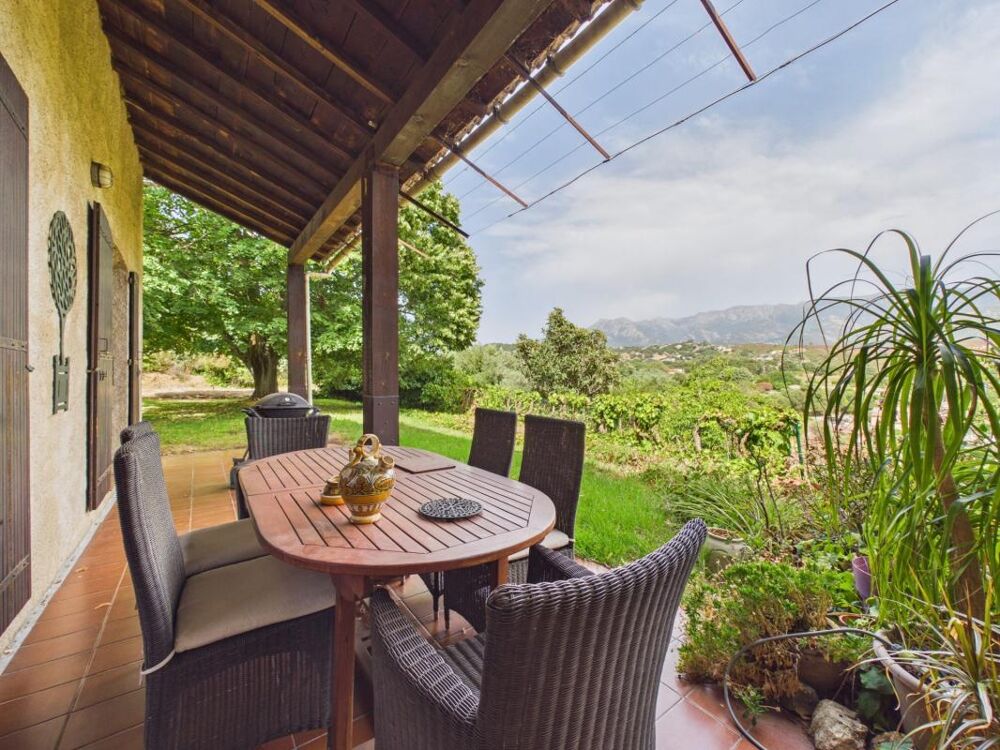 Vente Villa A VENDRE VILLA FAMILIALE DE 176 M² AVEC PISCINE PLAINE DE PERI Peri