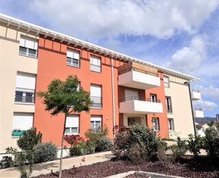  Appartement à louer 2 pièces 37 m²