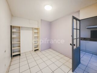  Immeuble � vendre 10 pi�ces 140 m�