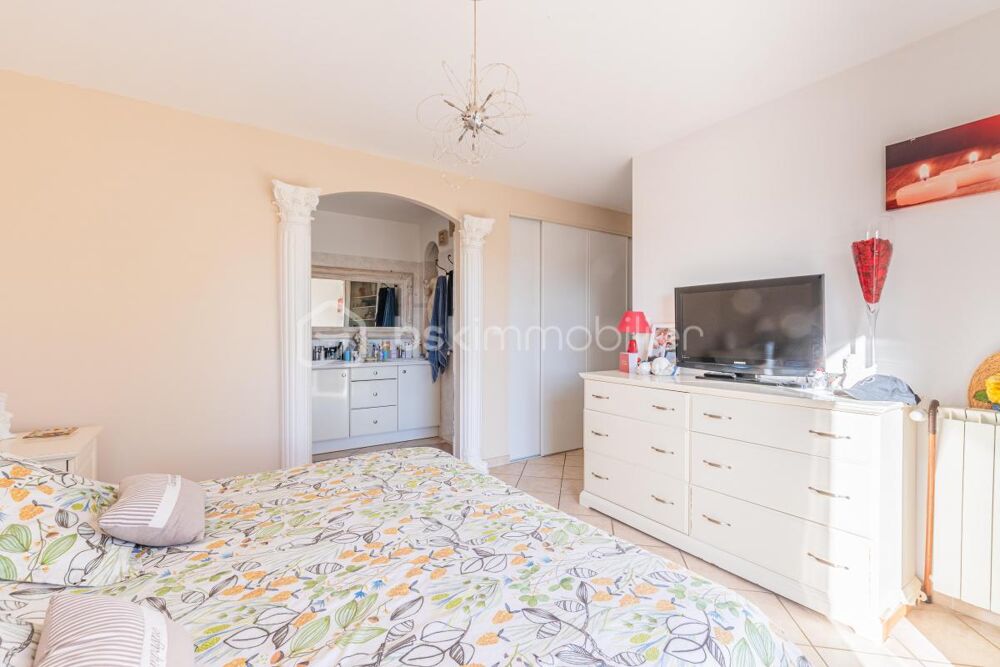  vendre  Maison La Londe-les-Maures (83250)