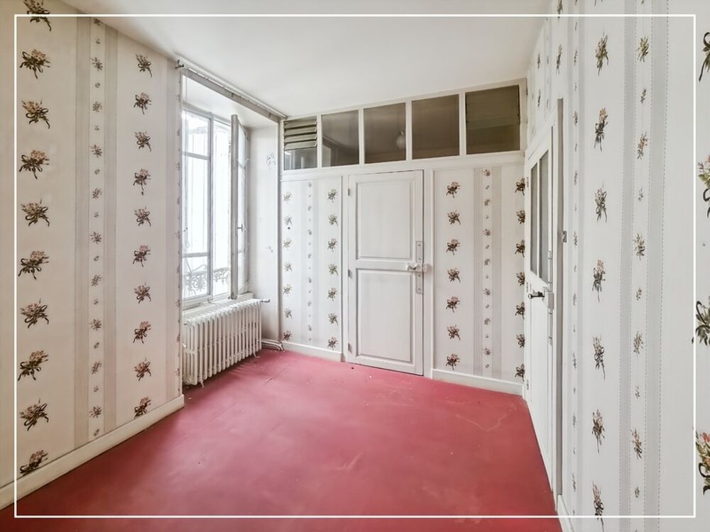 Maison à vendre 8 pièces + grange PREVERANGES (18)