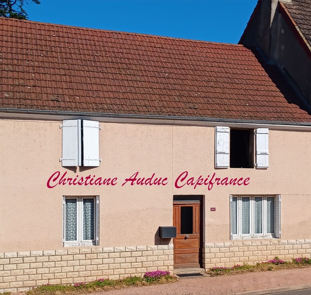 Vente Maison Saint Bonnet de Joux. Investissement locatif. Maison avec locataire en place, 3 pièces, 70 m², avec cour, sur terrain de 191 m² Saint bonnet de joux