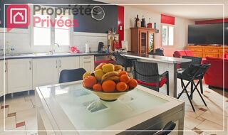  Immeuble à vendre 15 + pièces 689 m²