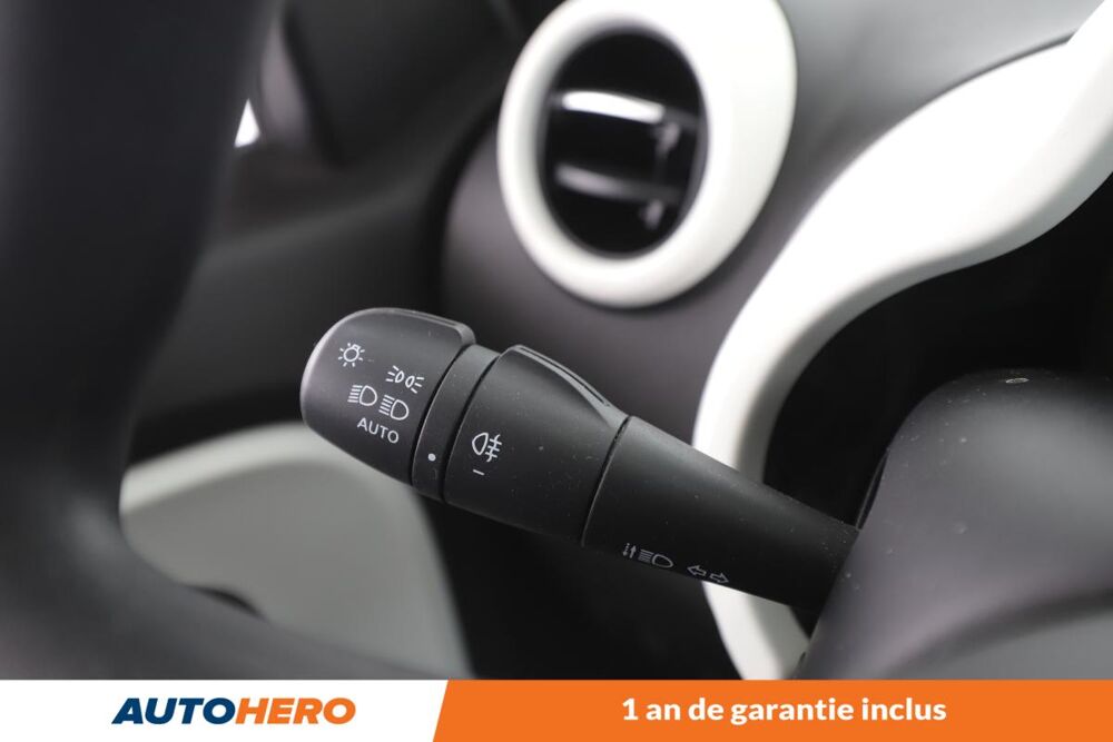 Twingo 1.0 SCe Equilibre 65 ch 2023 occasion 92130 Issy-les-Moulineaux