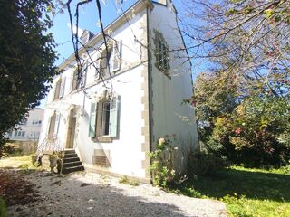  Propriété/château à vendre 7 pièces 185 m²