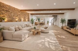  Maison à vendre 10 pièces 345 m²