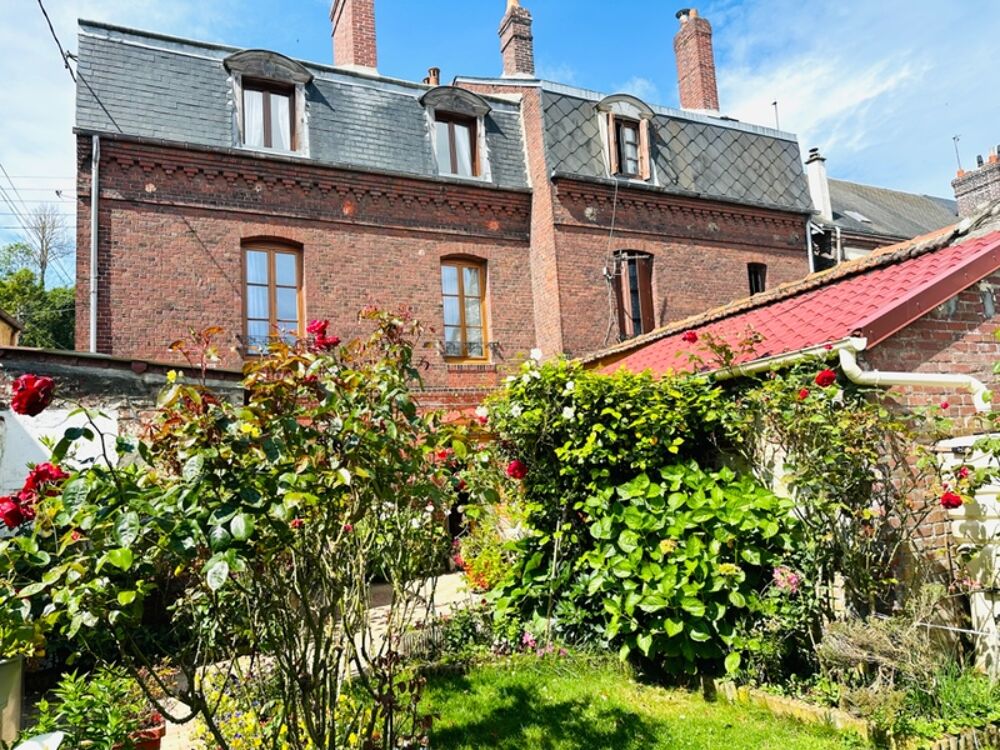 Maison 8 pièces 138 m² · à Dieppe · 138 m² · 221 000 €