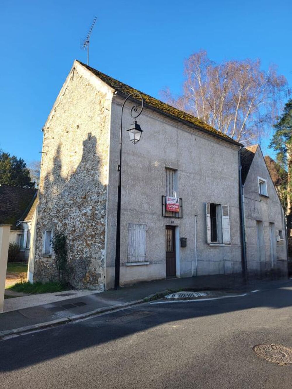 Maison en pierre atypique à fort potentiel ! Angervilliers - 162 000
