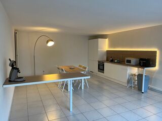  Appartement � louer 4 pi�ces 100 m�