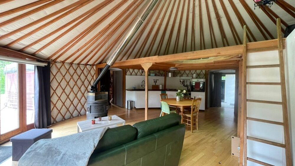 ? Écolieu en centre bourg - 2,4 ha - Scaër