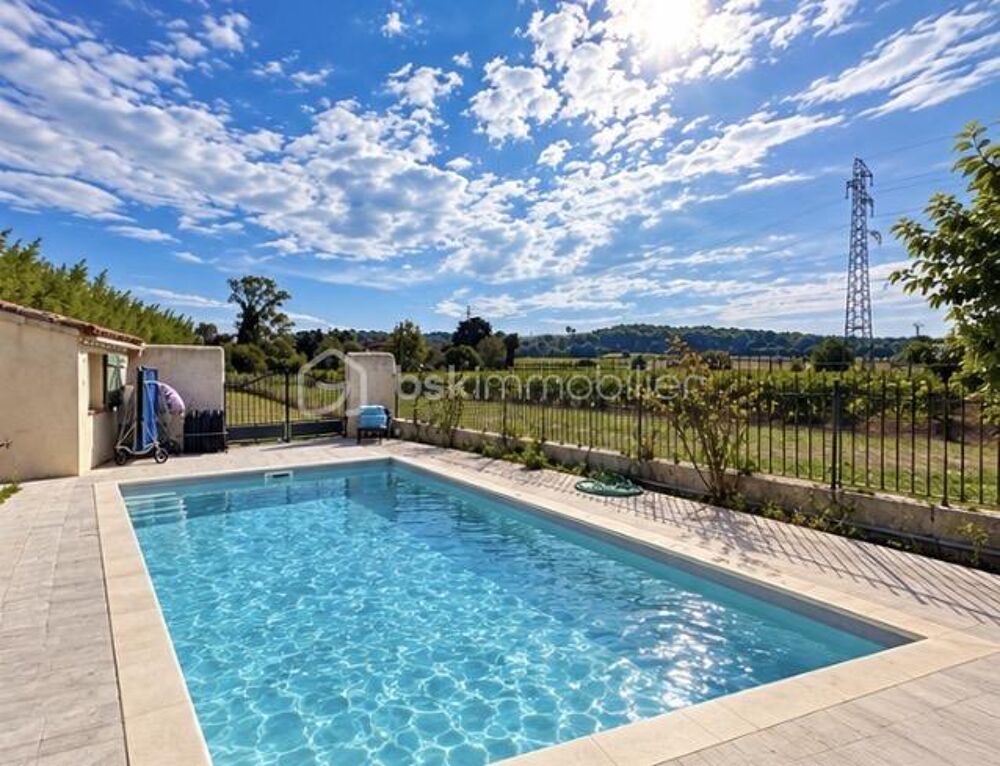Vente Maison LAMBESC – MAISON RÉNOVÉE AVEC PISCINE, VUE SUR LES VIGNES ET TERRAIN DE 1 000 M² Lambesc