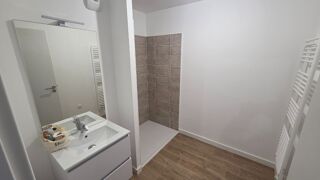  Appartement à louer 3 pièces 54 m²