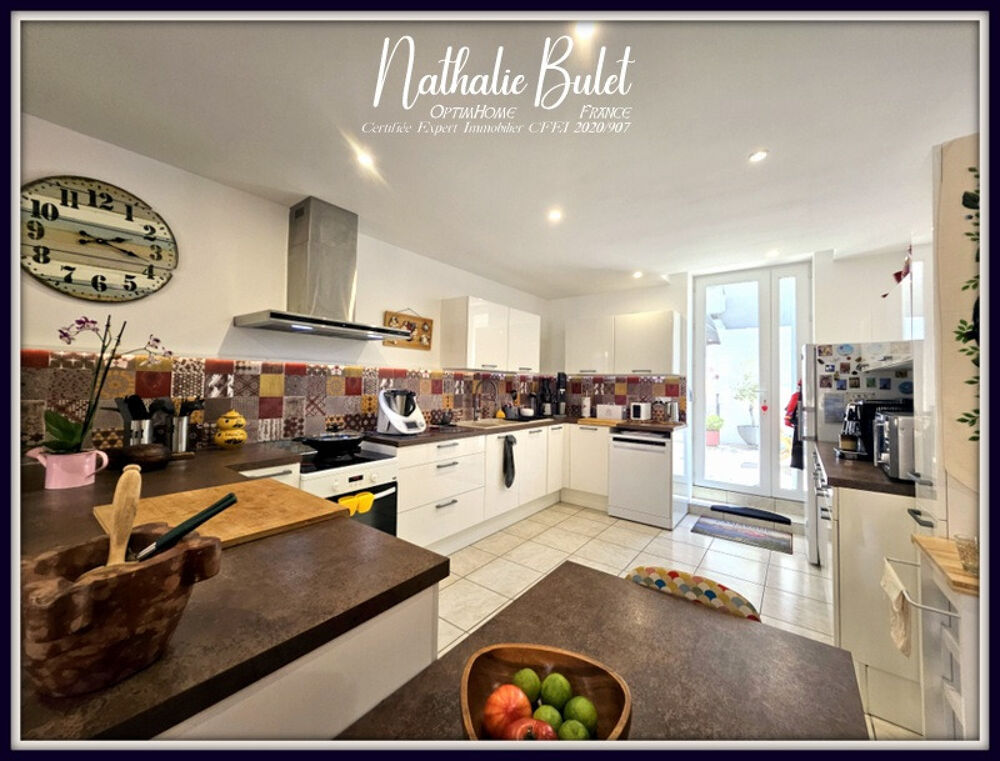 Vente Maison SAINT-CHINIAN – Maison de ville rénovée de 200m² habitable avec garage, terrasse et fort potentiel d'aménagement Saint chinian