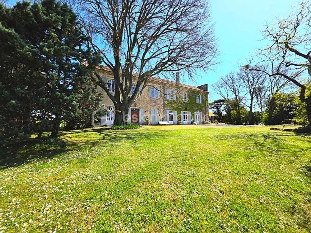 EXCLUSIVITE / MONTELIMAR / 387 m² / 7 CHAMBRES / PISCINE