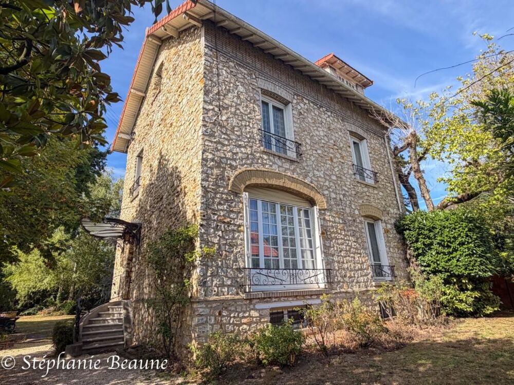 Maison 7 pièces 163 m² · à Eaubonne · 163 m² · 712 000 €
