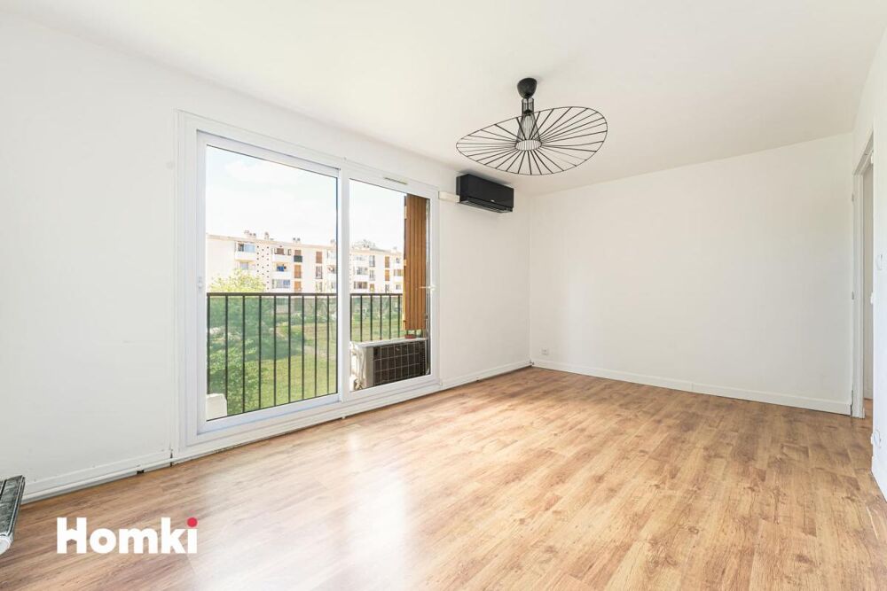 Appartement T3 de 57 m² à Aubagne 13400, Avenue de Garlaban
