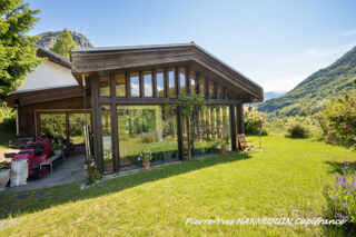  Maison à vendre 15 + pièces 355 m²