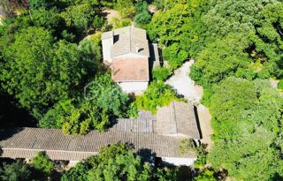 Propriété/château à vendre 5 pièces 85 m²