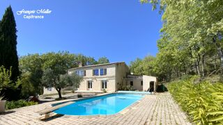  Villa à vendre 12 pièces 325 m²