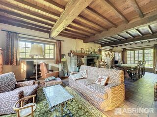  Villa � vendre 9 pi�ces 195 m�