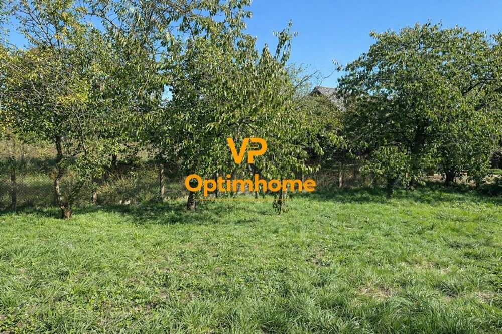 Maison avec sous-sol total et combles aménageables  94 m²  Terrain 844 m²