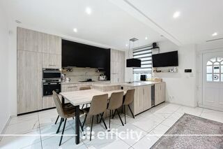  Maison � vendre 5 pi�ces 160 m�