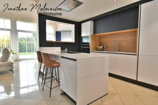  Maison à vendre 6 pièces 260 m²