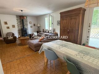  Maison  vendre 6 pices 141 m