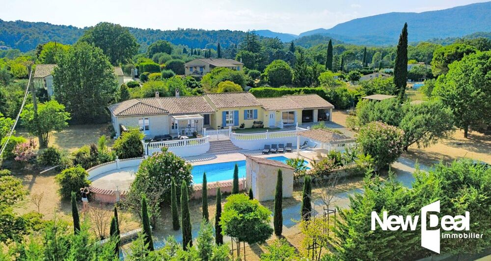à vendre  Propriété/château Fayence (83440)