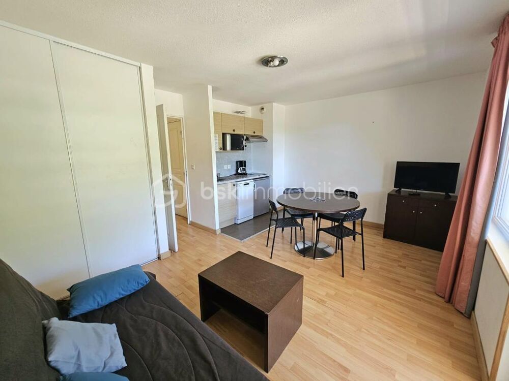 APPARTEMENT 6 COUCHAGES + PLACE DE PARKING EXTERIEURE
