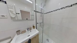  Immeuble � vendre 220 m�