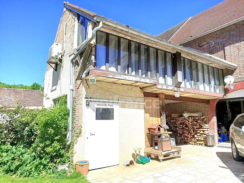 Vente Maison Maison à vendre 7 pièces VILLECHETIVE (89) Villechetive