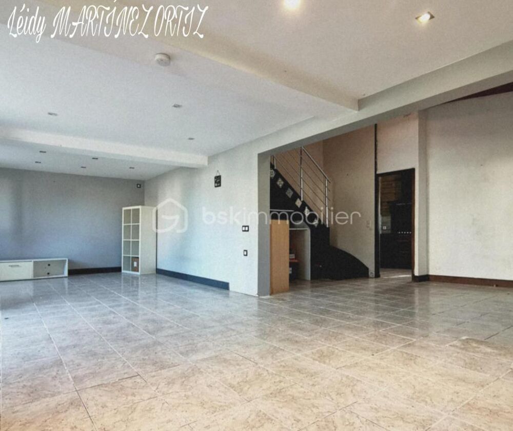Maison 129 m², trois chambres,avec terrasse et jardin  Centre de Créon-dArmagnac