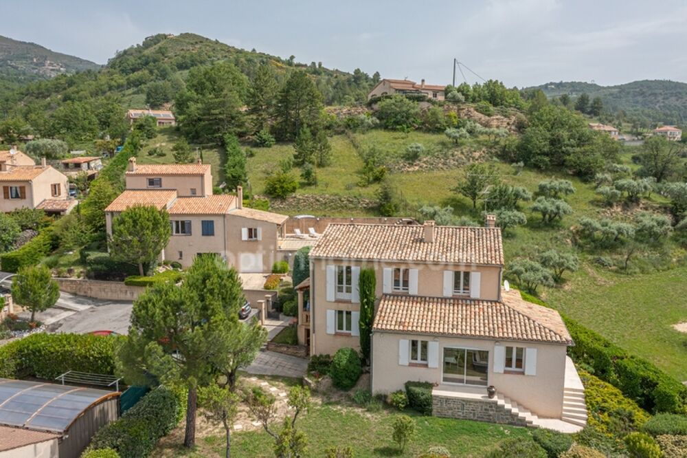 Maison 6 pièces 180 m² · à Digne les Bains · 180 m² · 449 000 €